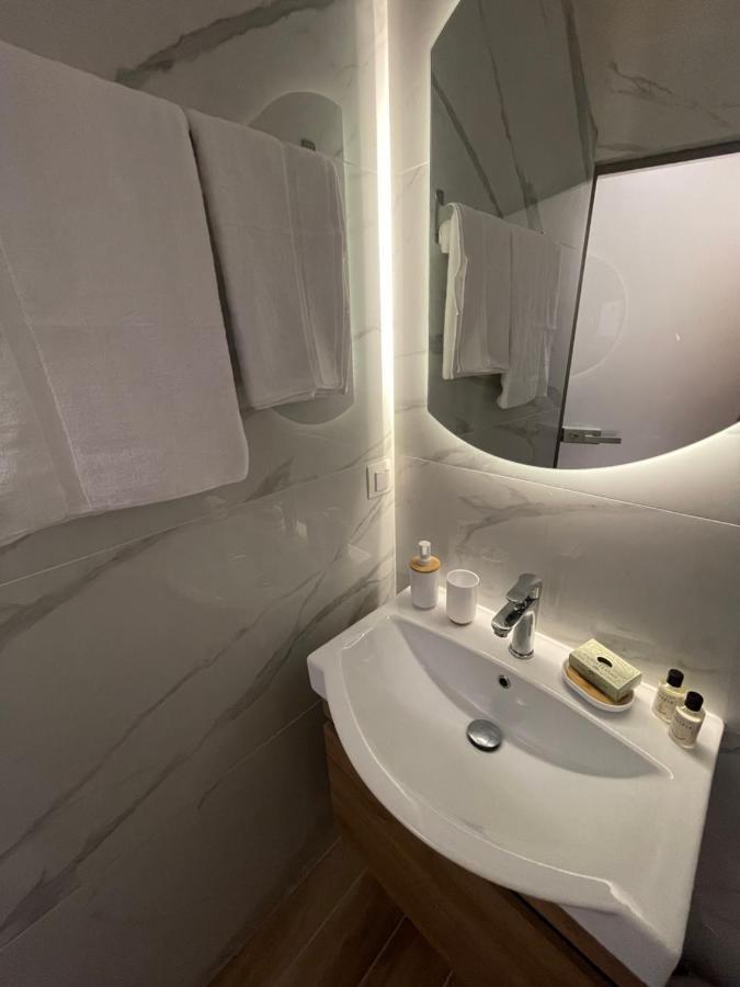 Maestrale 315° Apartments Неа-Миханиона Экстерьер фото