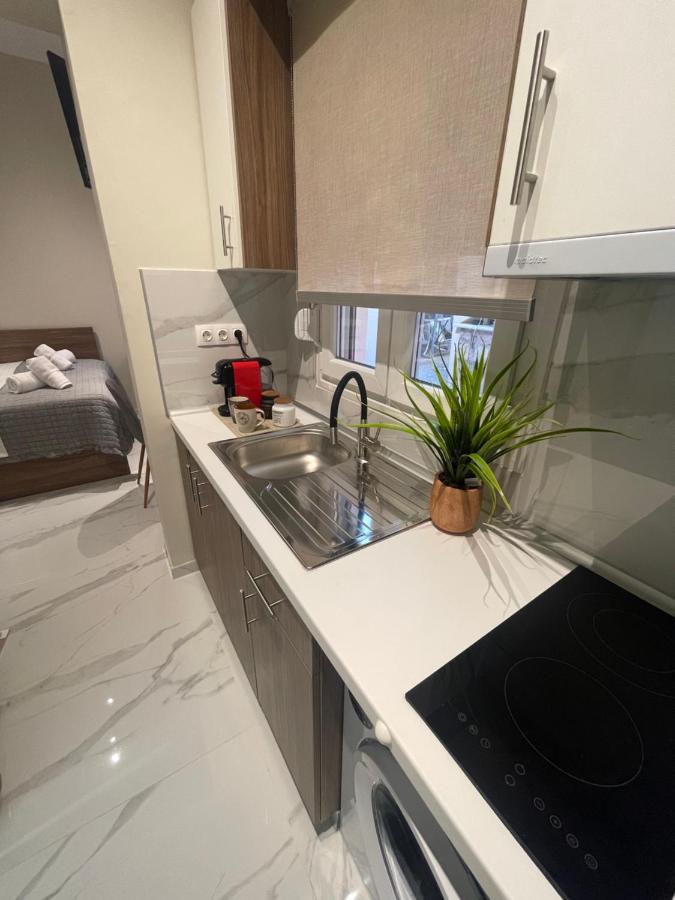 Maestrale 315° Apartments Неа-Миханиона Экстерьер фото