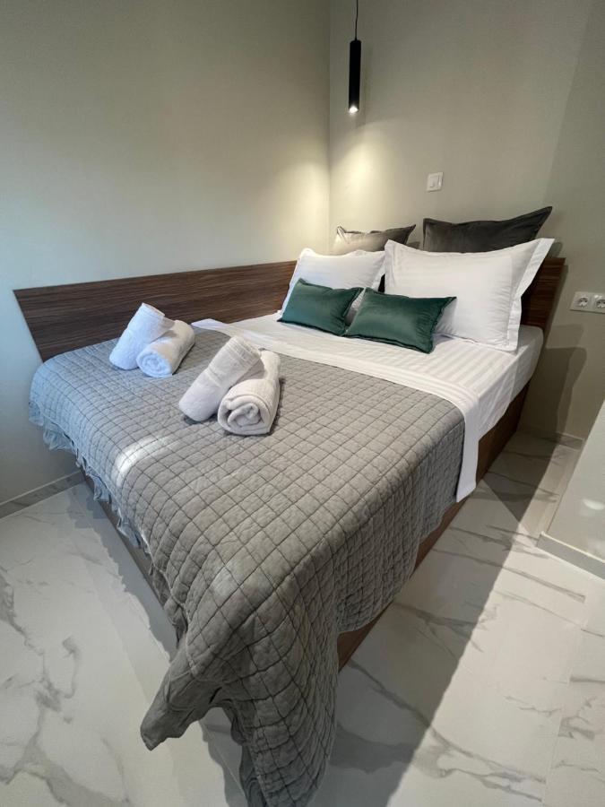 Maestrale 315° Apartments Неа-Миханиона Экстерьер фото