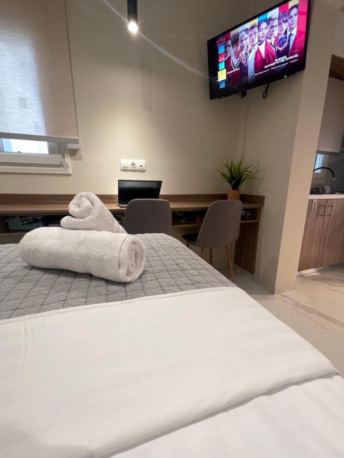 Maestrale 315° Apartments Неа-Миханиона Экстерьер фото