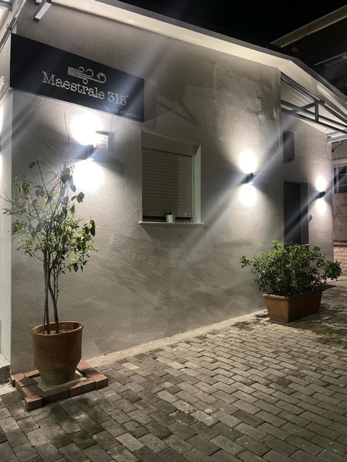 Maestrale 315° Apartments Неа-Миханиона Экстерьер фото